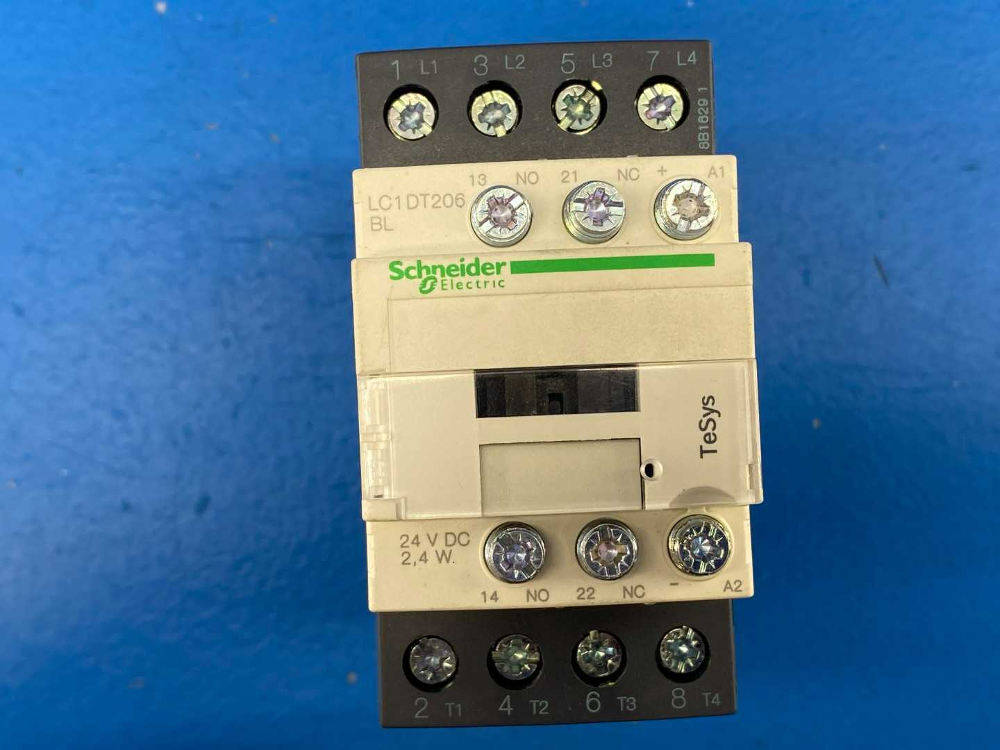 Schneider Electric LC1DT206BL, TeSys (045620) 24VDC 20A Contactor