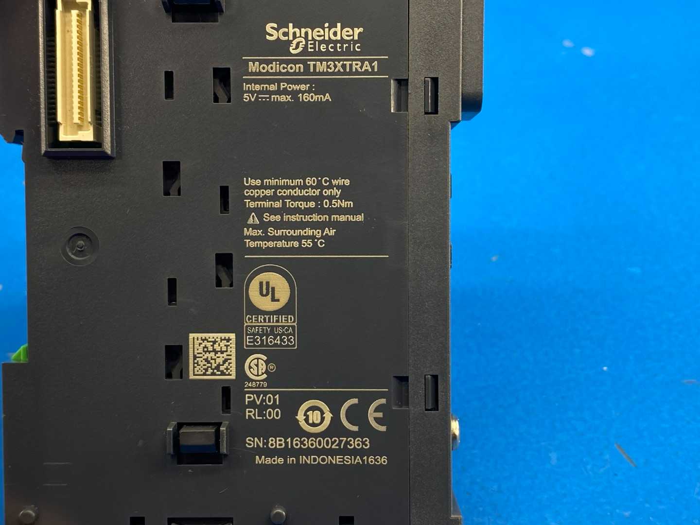 Schneider Electric TM3XTRA1