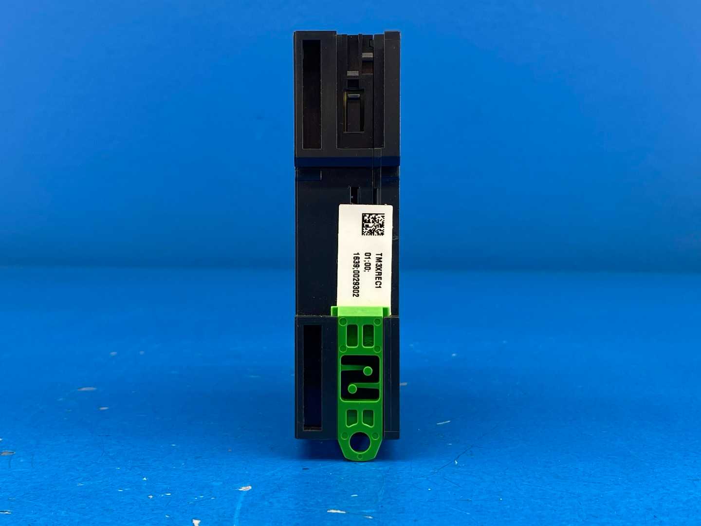 Schneider Electric Modicon TM3XREC1 TM3 Bus Receiver Module, 24VDC Supply, 40mA / 560mA