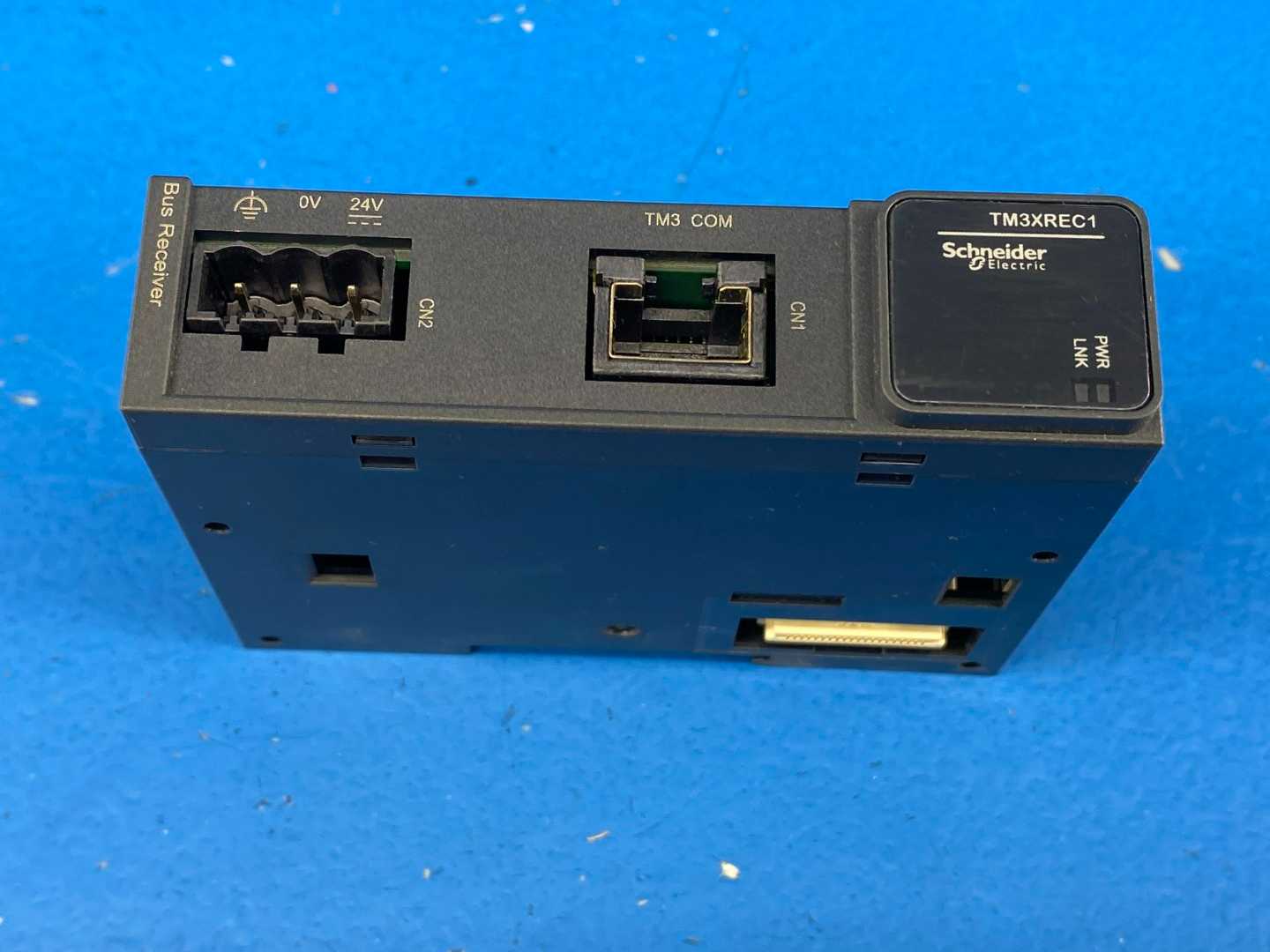 Schneider Electric Modicon TM3XREC1 TM3 Bus Receiver Module, 24VDC Supply, 40mA / 560mA