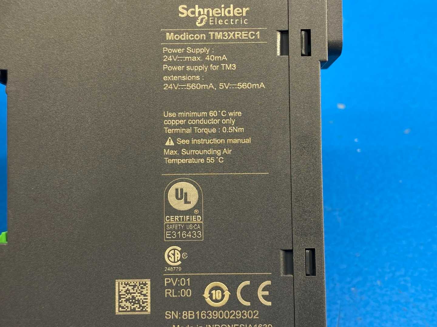 Schneider Electric Modicon TM3XREC1 TM3 Bus Receiver Module, 24VDC Supply, 40mA / 560mA