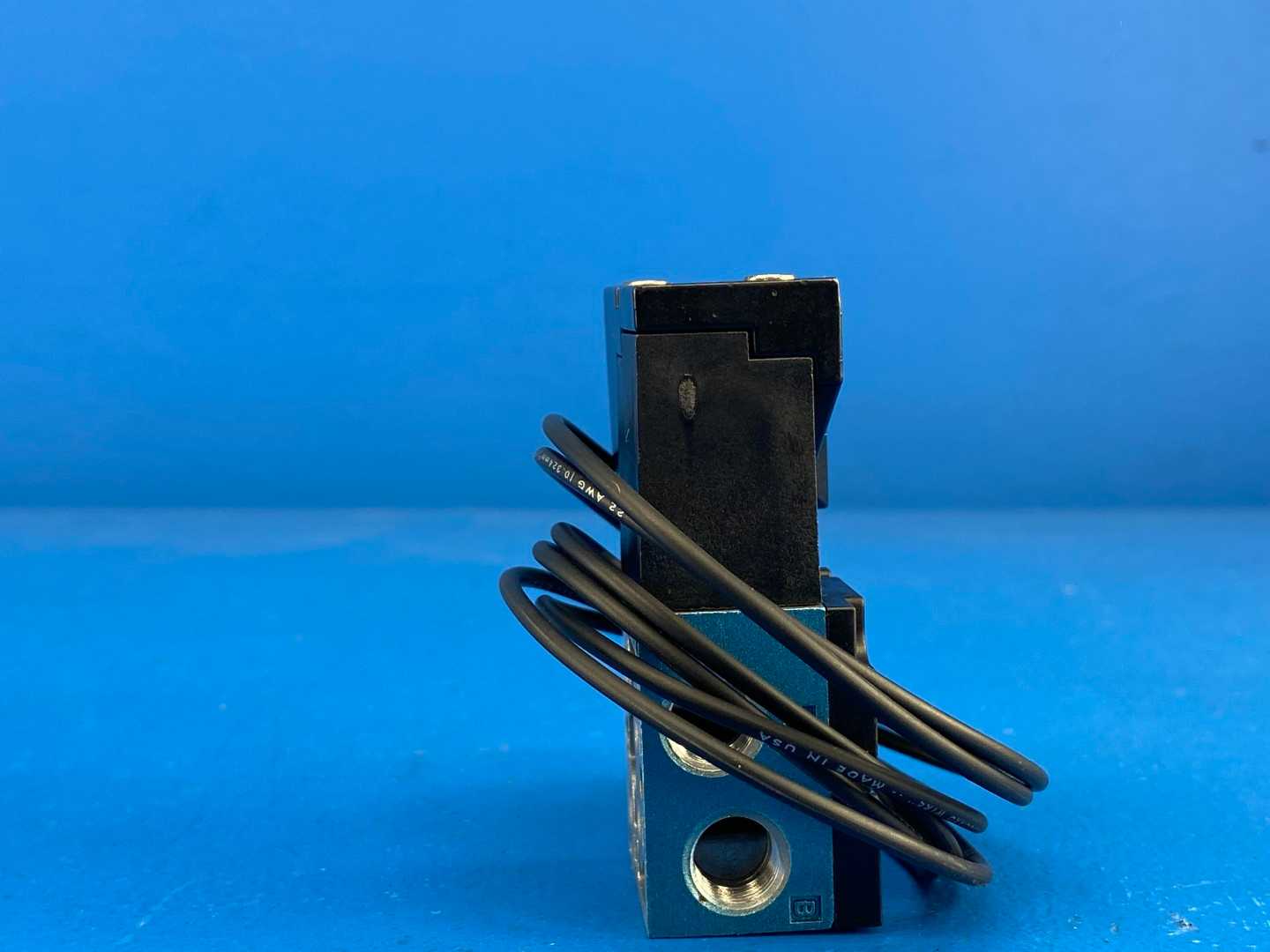 MAC Valves Inc. 45A-AA1-DAAB-1CM 4/2-Way Single Direct Solenoid Poppet Valve