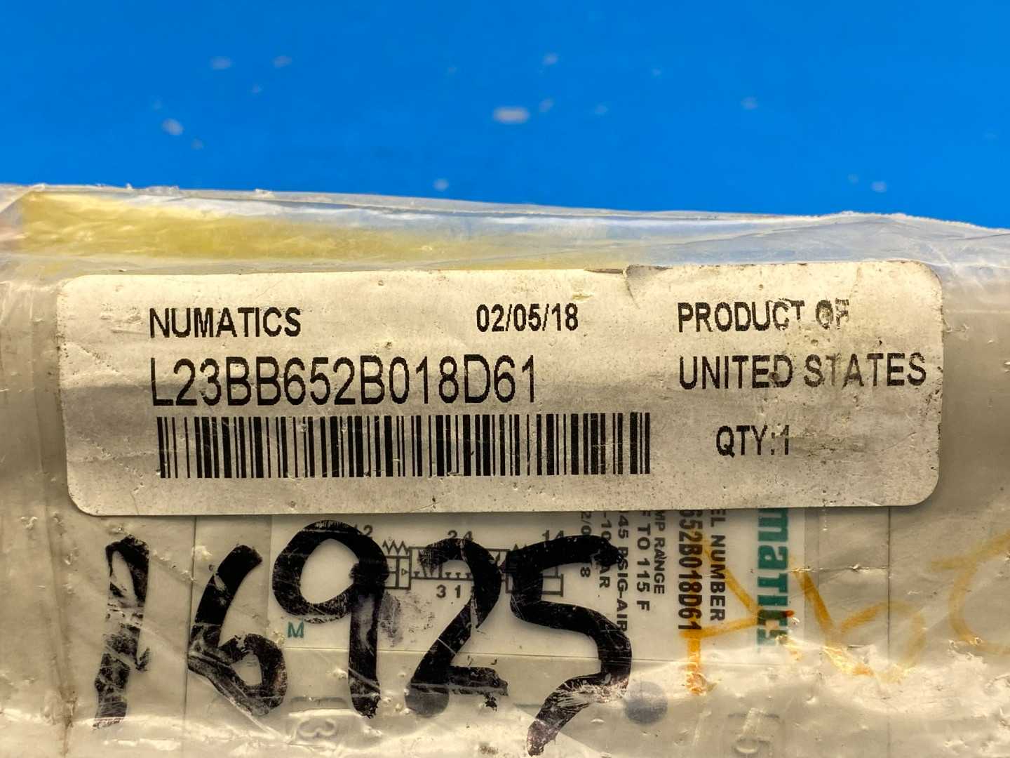 Numatics L23BB652B018D61, 5/2 Valve, 1/4" NPT, Pneumatic Control, Dual Solenoid