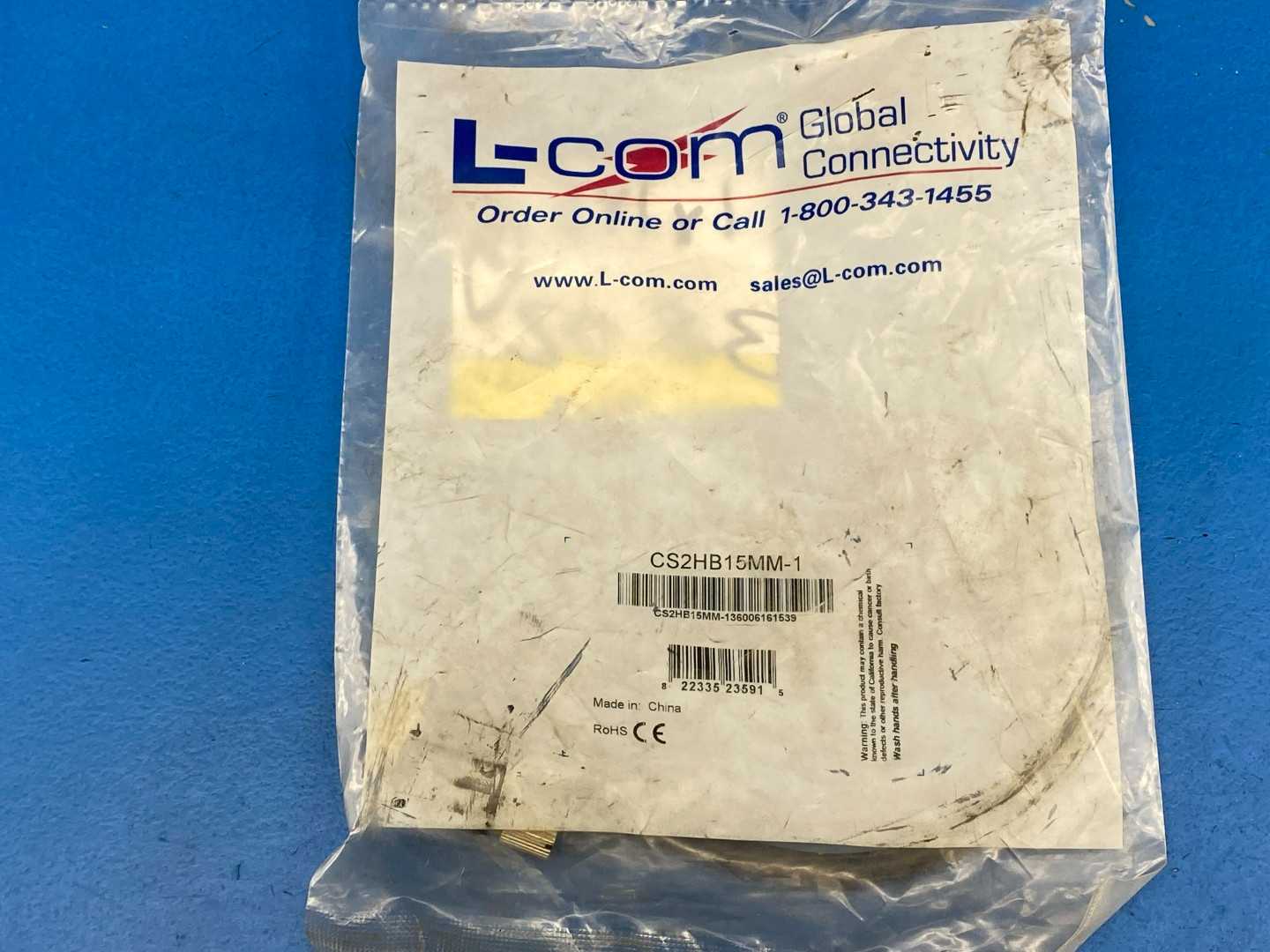 L-com CS2HB15MM-1 – HD15 (VGA-style) Male-to-Male Computer/Monitor Cable, 1 ft