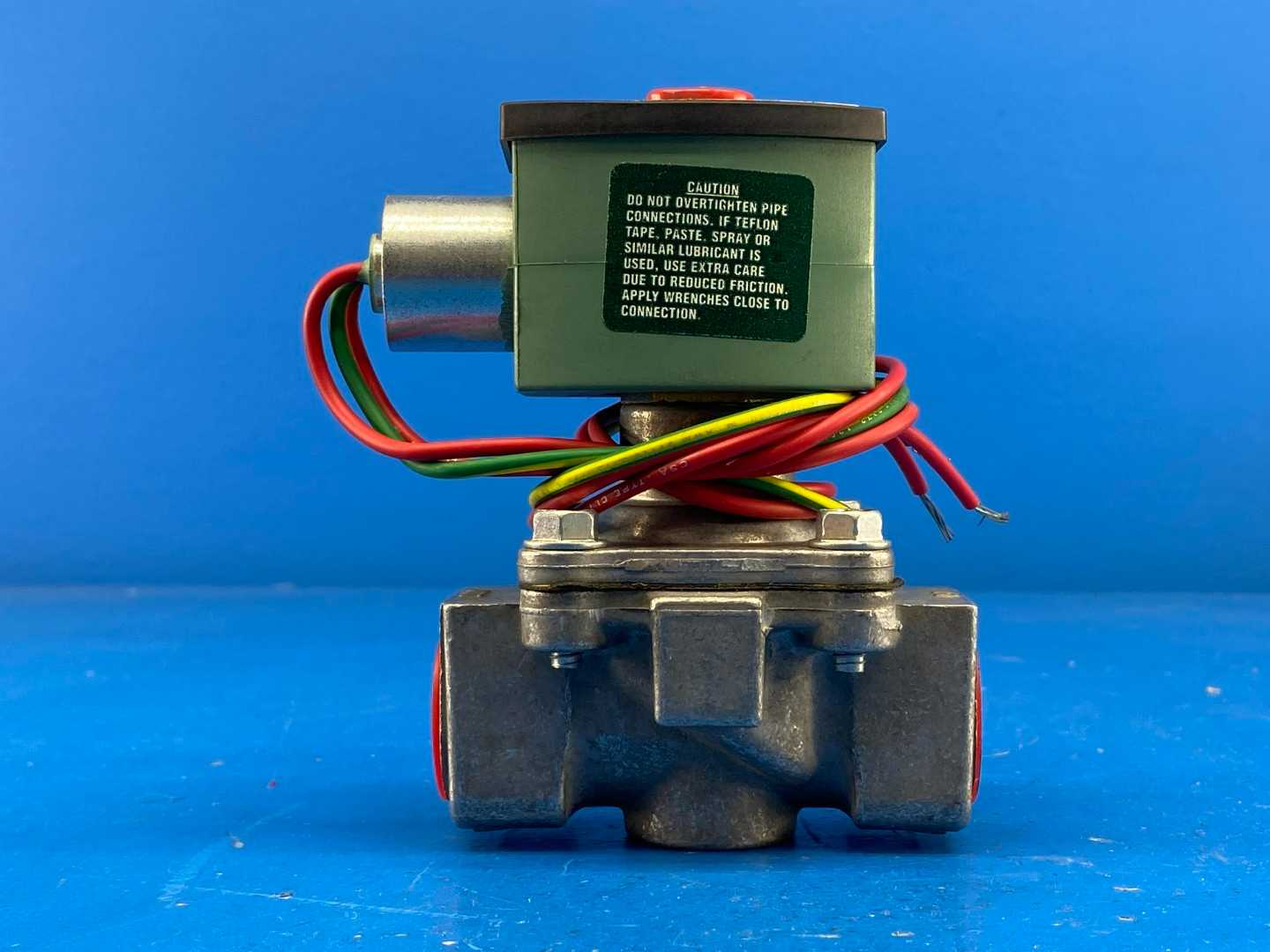Asco Red-Hat 8215G33 Aluminum Body 2-Way Solenoid Valve 3/4" Normally Open 0-125psi 120V