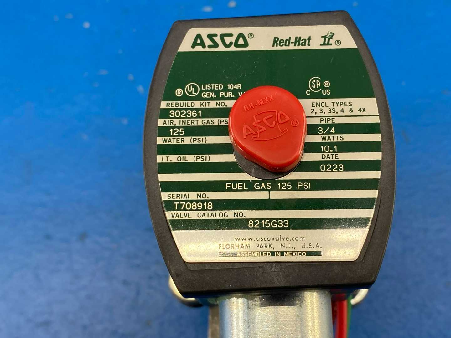 Asco Red-Hat 8215G33 Aluminum Body 2-Way Solenoid Valve 3/4" Normally Open 0-125psi 120V
