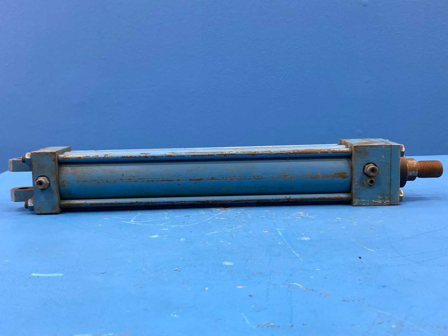 Vickers TE10DWGD 1AA10C00 Hydraulic Cylinder, 2" Bore, 10.25" Stroke, 250 PSI