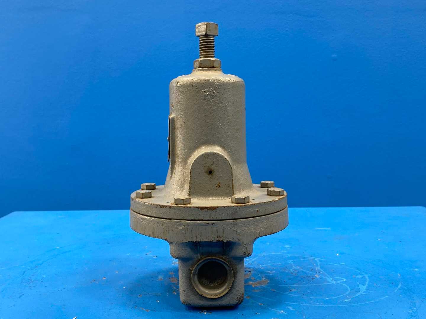 Fisher Controls Type 98 H-30 Spring Loaded Pressure Regulator 300PSIG BUNA N Spring Range 70-140