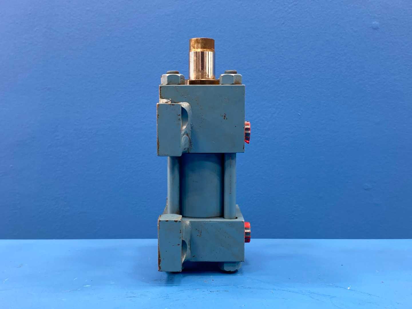 Vickers TZ01DE2N1KA01000 J 04 7, 2/1x1 3000PSI 2" Bore