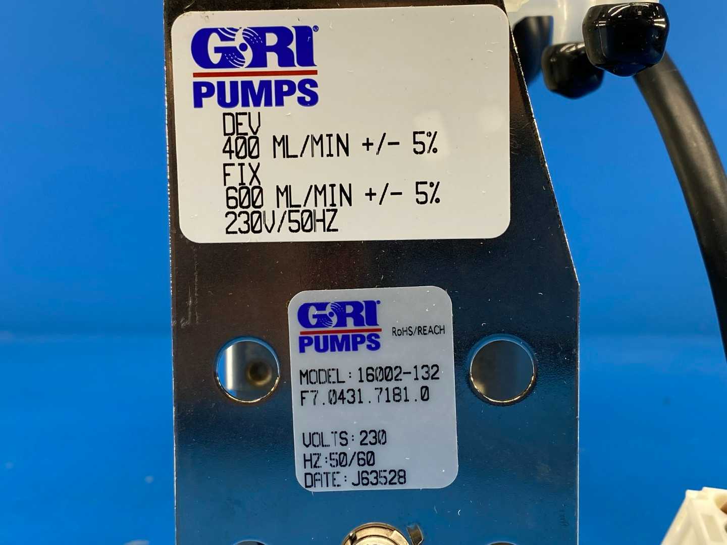 GRI 16002-132 Dual Compact Bellows Pump and Motor unit. Motor is 90 RPM, 230 Volts AC. open, shaded pole.