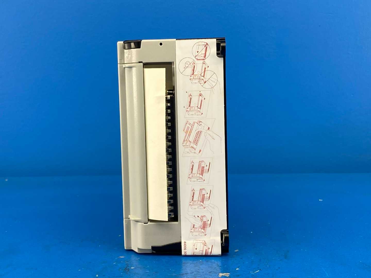 Allen-Bradley 1764-24BWA MicroLogix 1500 Controller Base