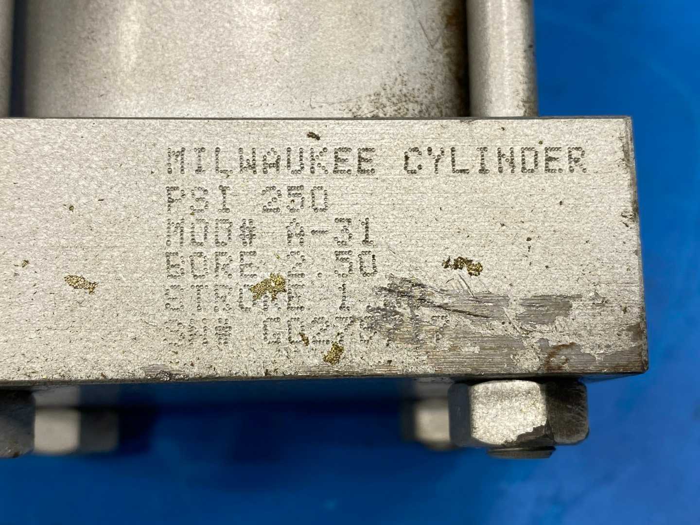 Milwaukee A-31 2.50" Bore, 1" Stroke Pneumatic Cylinder 250 PSI