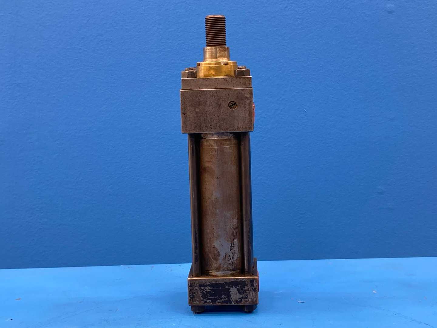 Parker 02.00 CF3LU34 4.000 Hydraulic Cylinder 2" Bore 4" Stroke