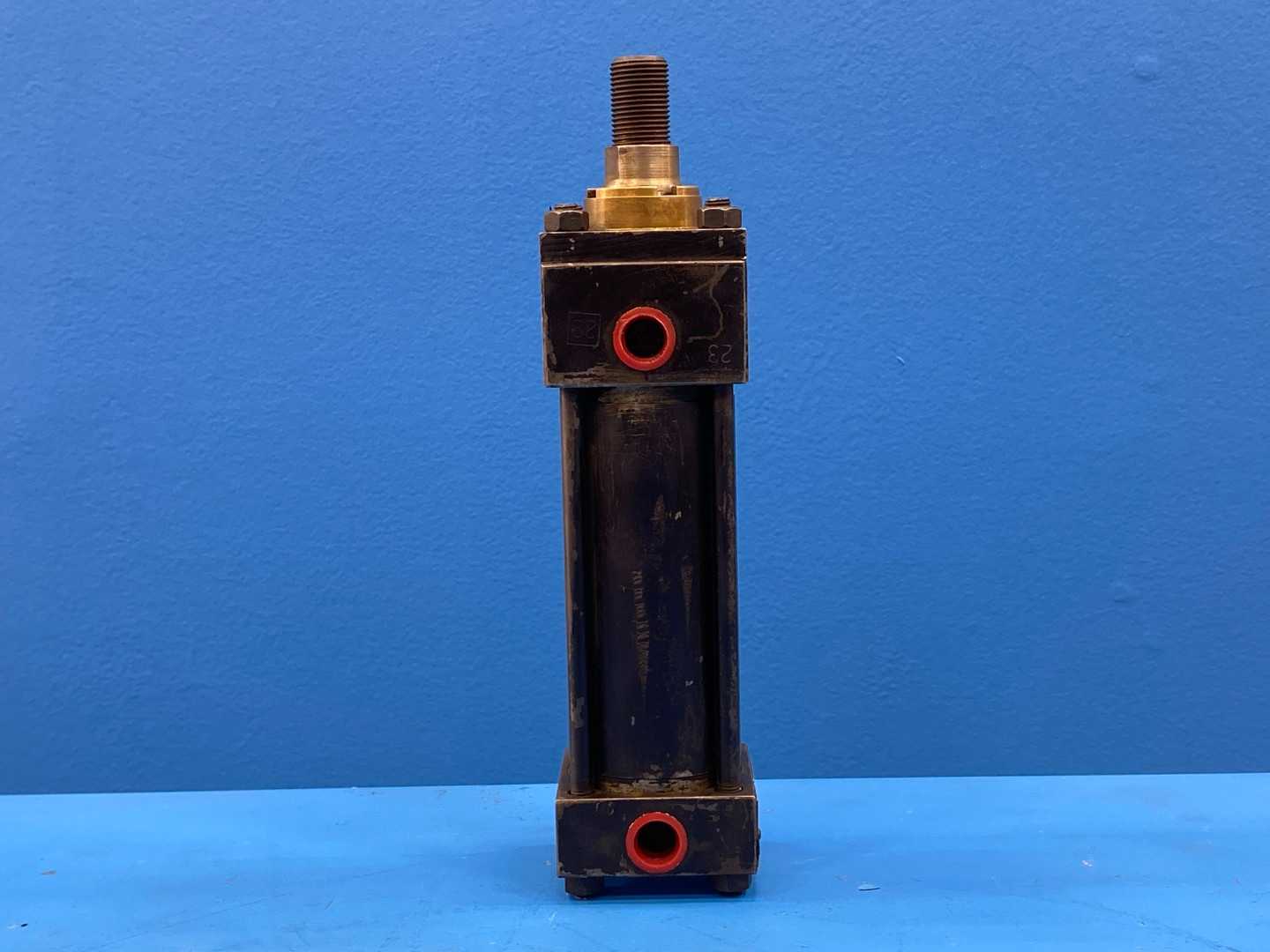 Parker 02.00 CF3LU34 4.000 Hydraulic Cylinder 2" Bore 4" Stroke
