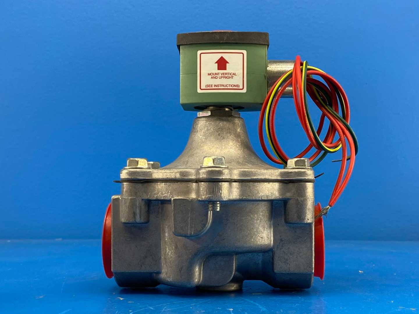 ASCO Red-Hat 8215G070VH Solenoid Valve, 1-1/2" NPT, Normally Closed, 120V AC