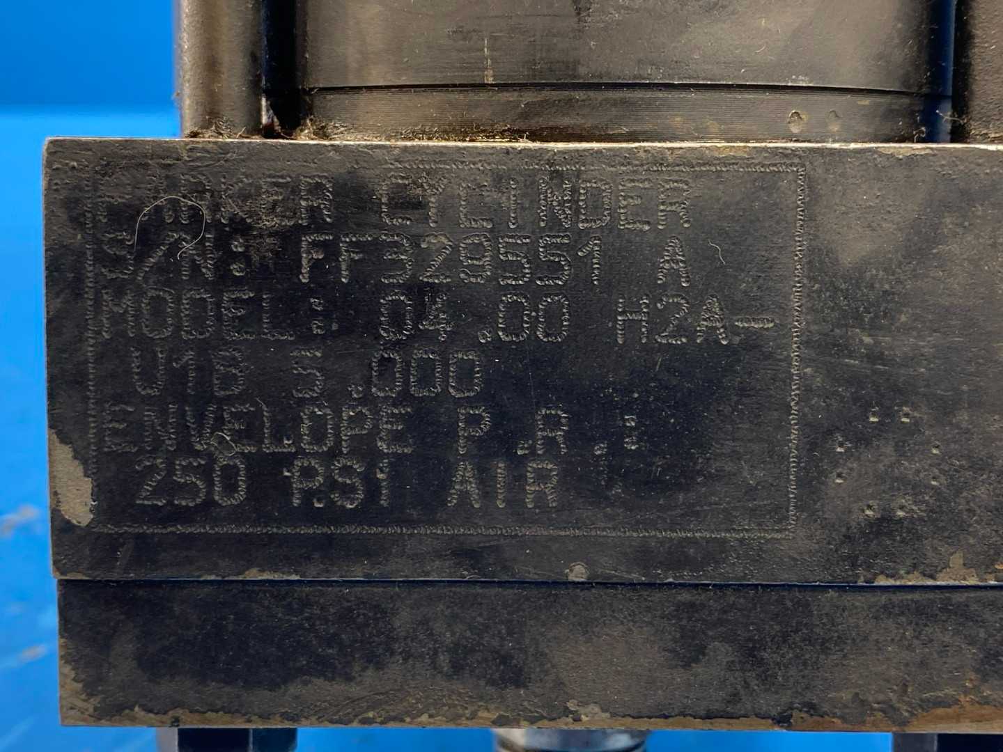 Parker 04.00 H2AU18 5.000 4"Bore 5" Stroke Hydraulic Cylinder Series 2A