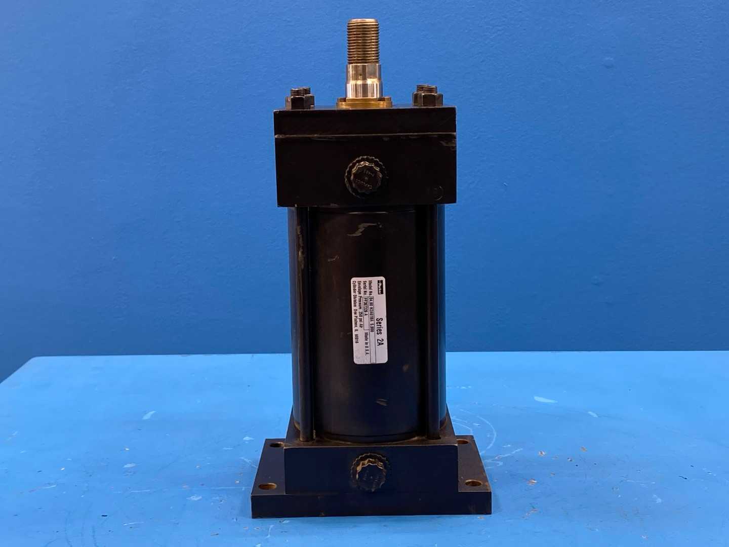 Parker 04.00 H2AU18A 5.000, Series 2A Pneumatic Cylinder 4" Bore 5" Stroke 250 PSI AIR