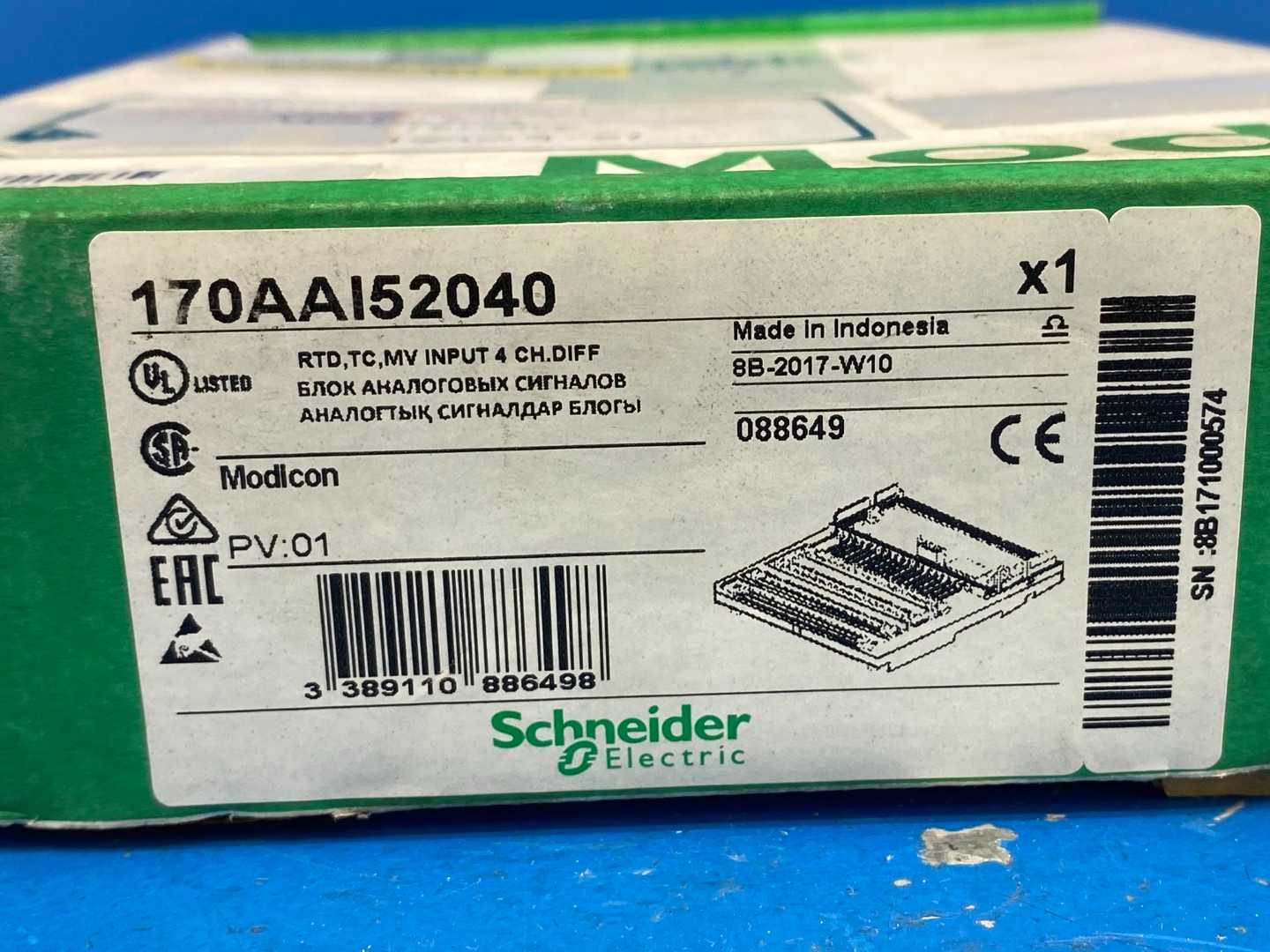 Schneider Electric 170AAI52040 (088649), Modicon