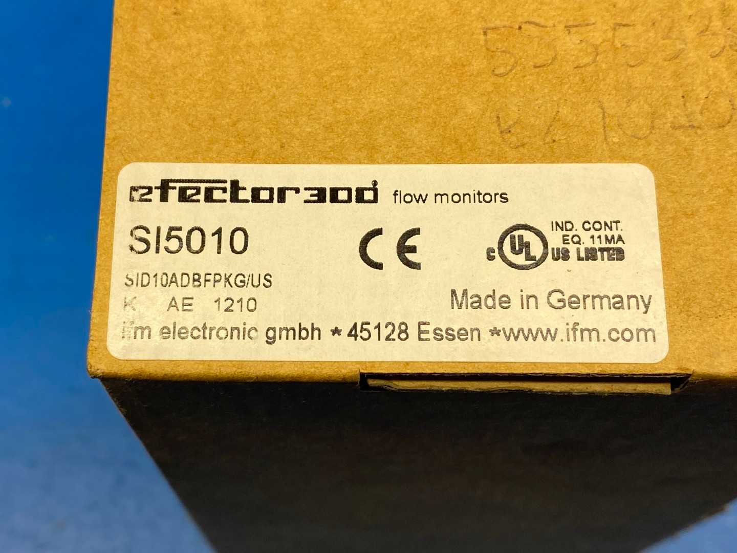 ifm SI5010 Flow Monitor Sensor, Effector 300, G1/2, 24VDC