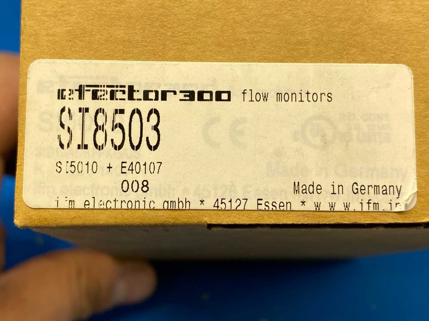 ifm efector300 SI8503 Flow Monitor, threaded connection 1/2" NPT external thread