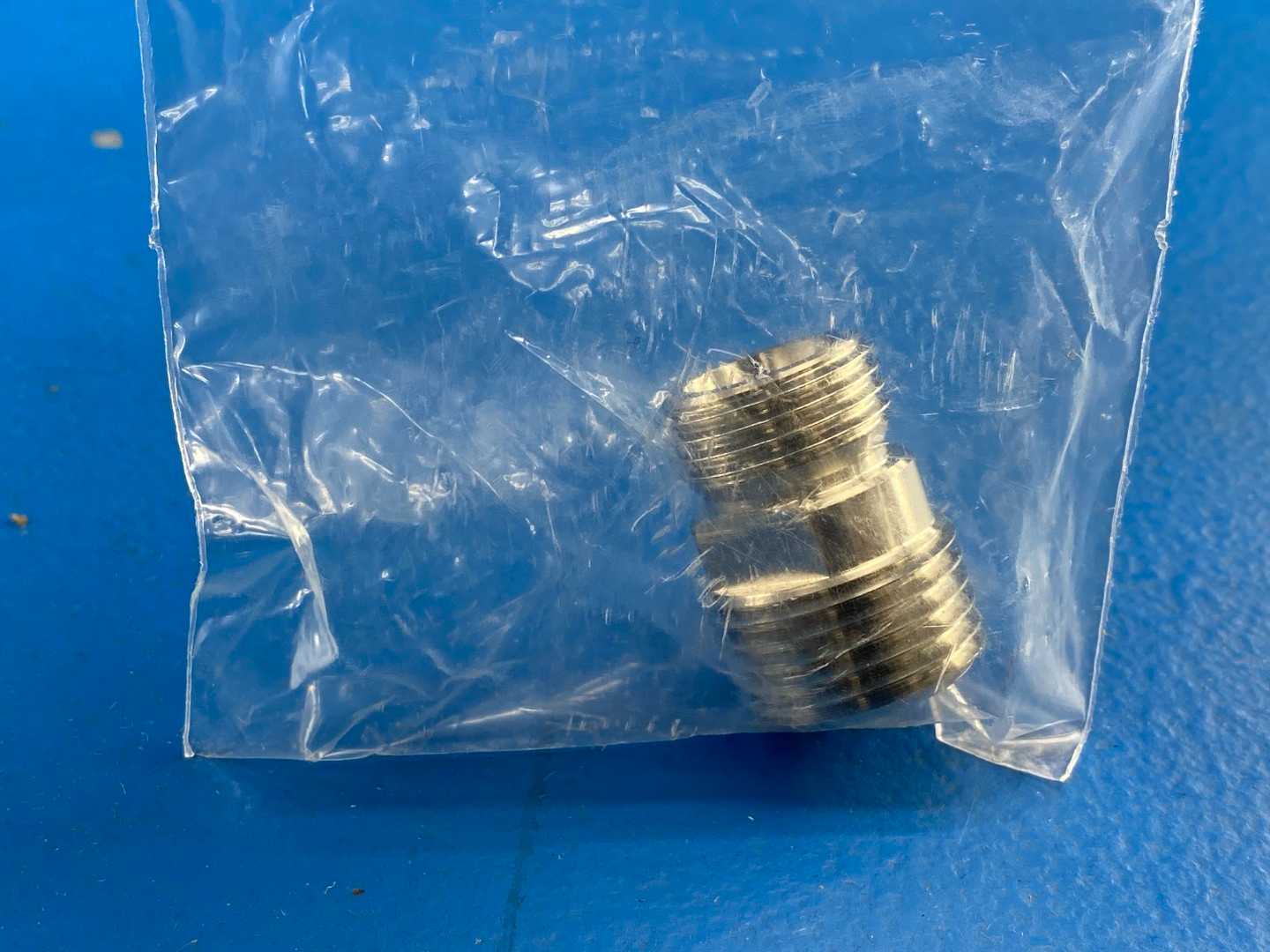 ifm efector300 SI8503 Flow Monitor, threaded connection 1/2" NPT external thread