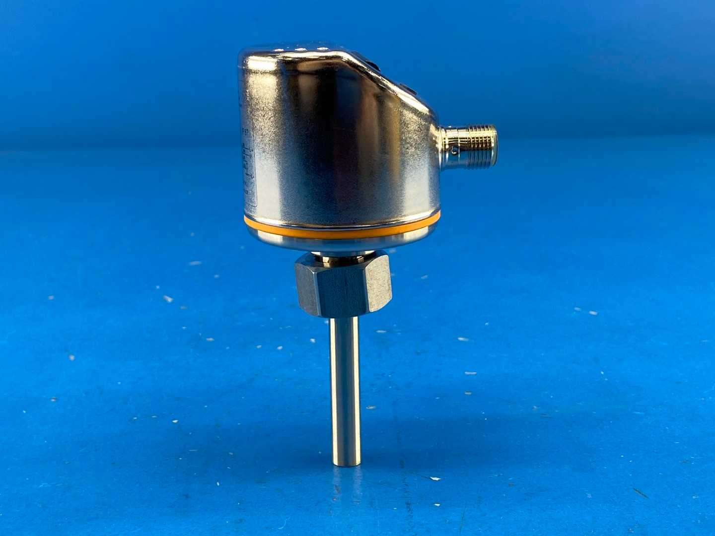 ifm efector300 SI8503 Flow Monitor, threaded connection 1/2" NPT external thread