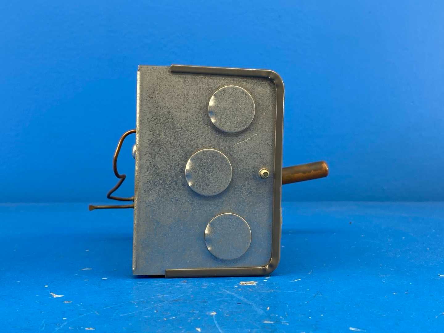 Honeywell L4081B 1047, Dual Aquastat, Range 100-240°F, 2 Pole Switch, 1/4" NPT Connections