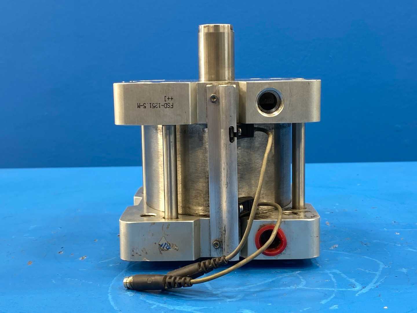 Bimba Square Flat-1 Air Cylinder Flat-1 FSD-1251.5-M++],