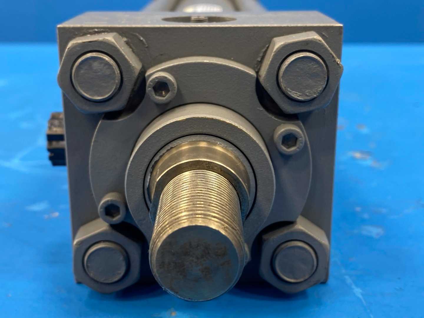 Miller Fluid Power HV284B2B-2.00-9.000-0100-N11T-0 Heavy Duty Hydraulic Cylinder 2"Bore 9" Stroke 3000 PSI HYD
