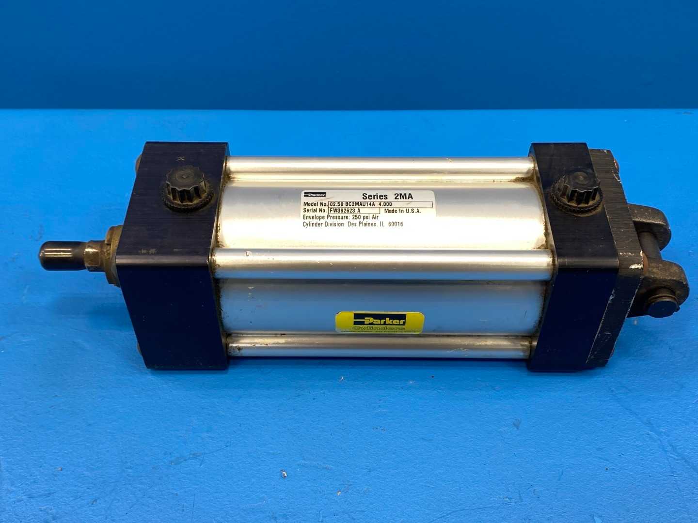 Parker 02.50 BC2MAU14A 4.000 2.5"? Bore, 4" Stroke Pneumatic Cylinder 250 PSI