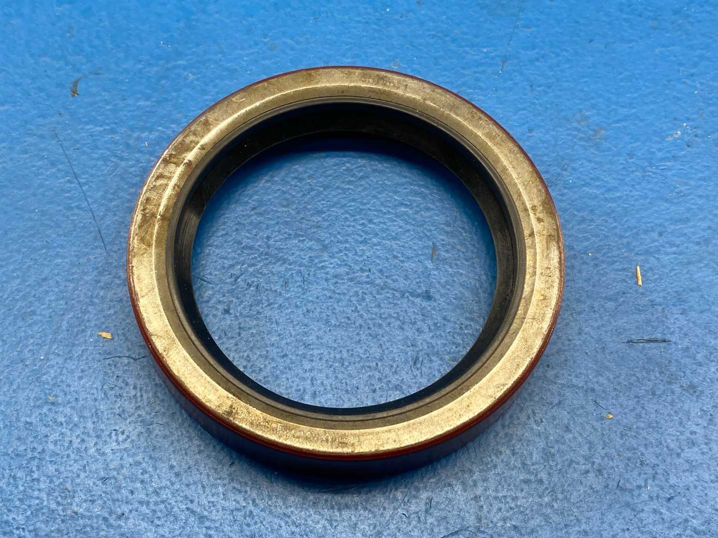 National Oil Seal 450441, 3.329" ID, 4.492" OD, 0.375" width, Nitrile rubber material, Dynamic application