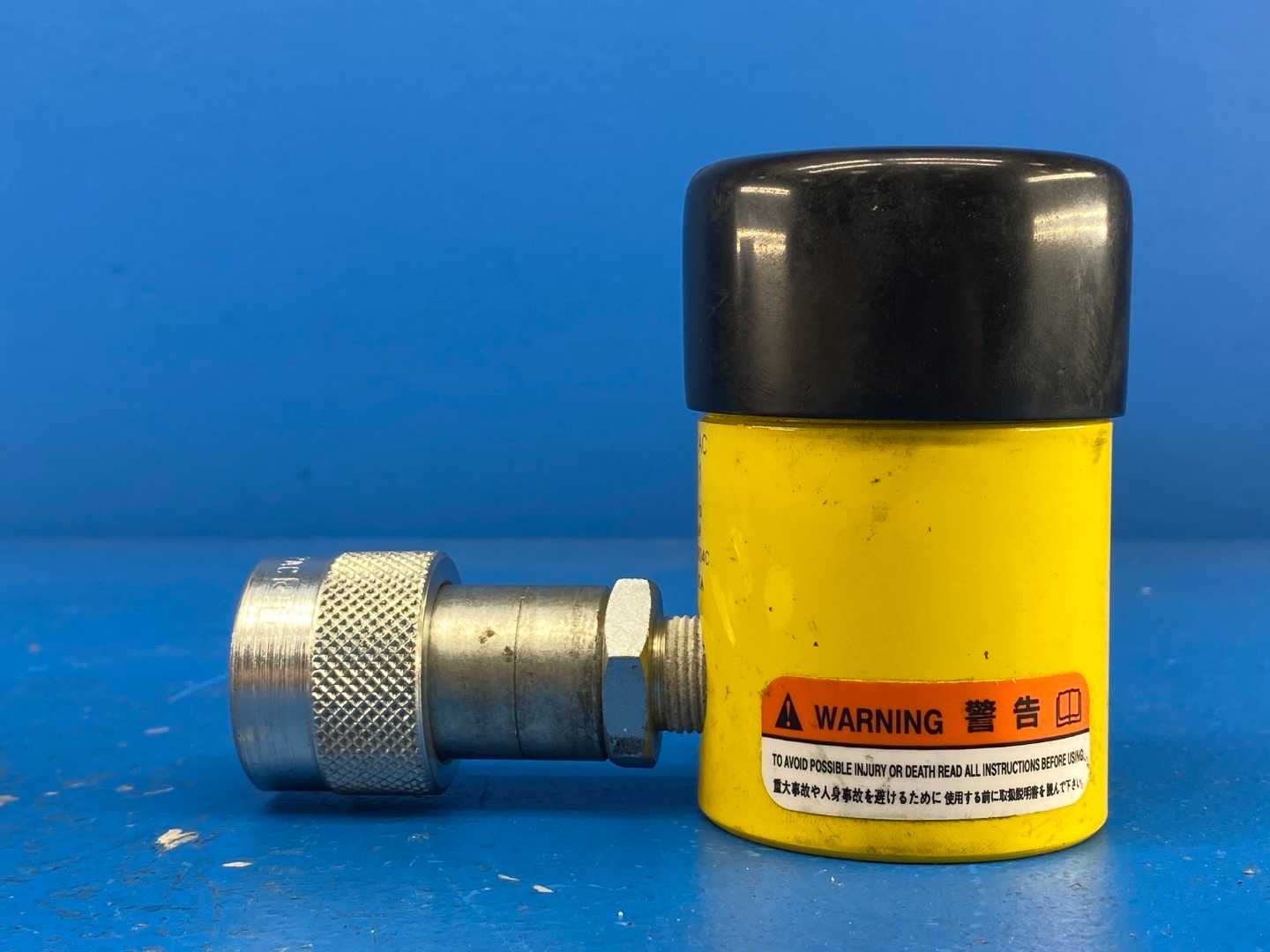 Enerpac RC101, 10Ton Capacity, 1.00 in Stroke, General Purpose Hydraulic Cylinder 10000 MAX PSI (700BAR)