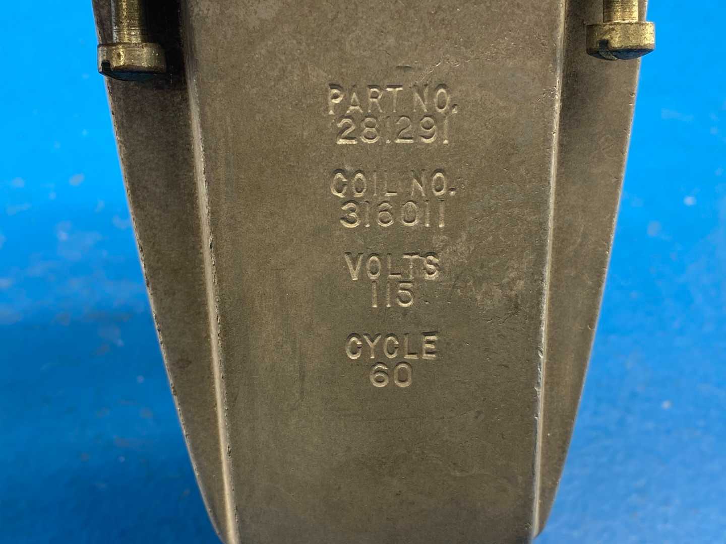 Sperry Vickers 281291 Solenoid Coil Assembly with Cast Housing for Hydraulic Valves, 30-35lb Torque 115VAC