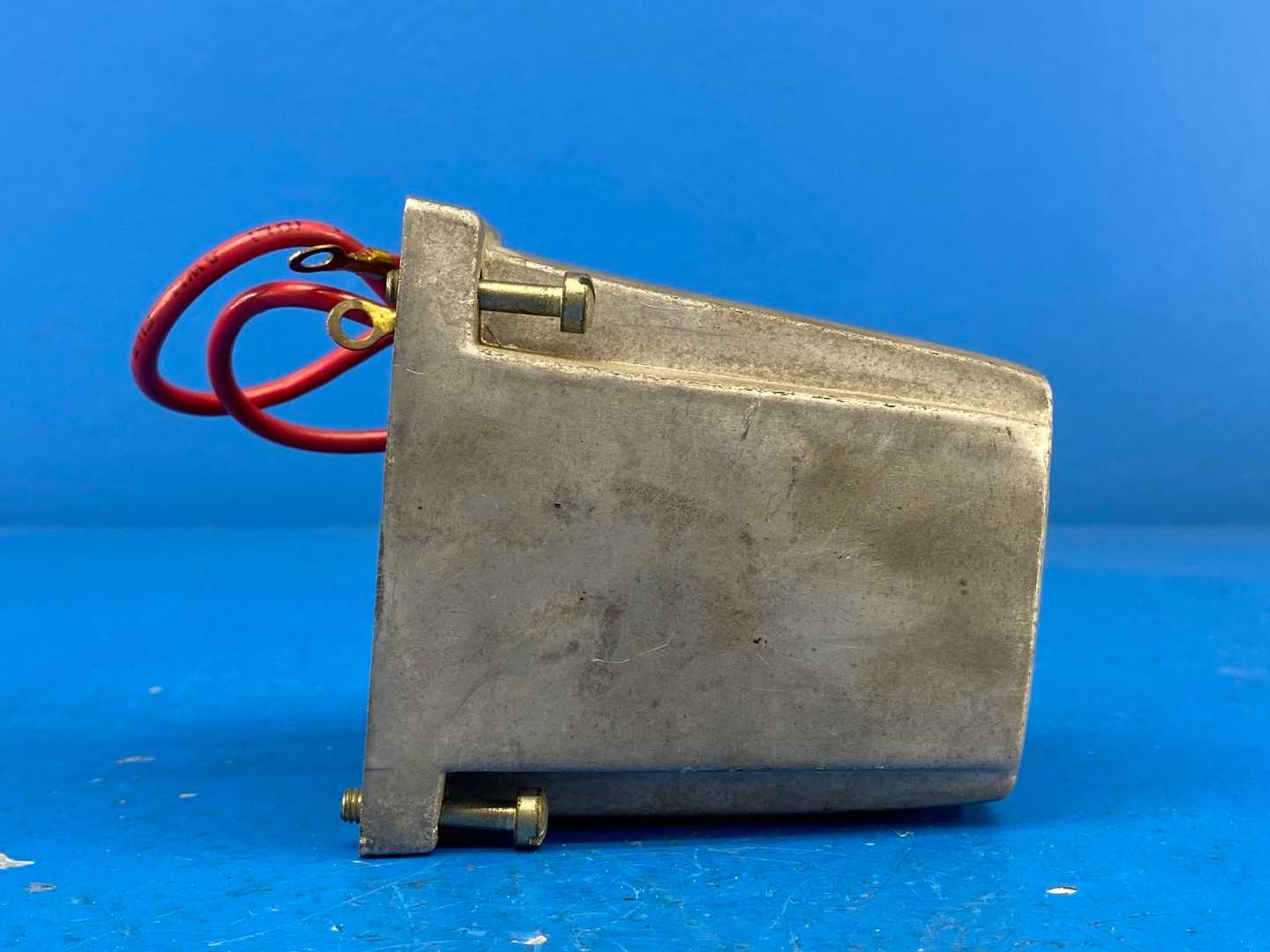Sperry Vickers 281291 Solenoid Coil Assembly with Cast Housing for Hydraulic Valves, 30-35lb Torque 115VAC