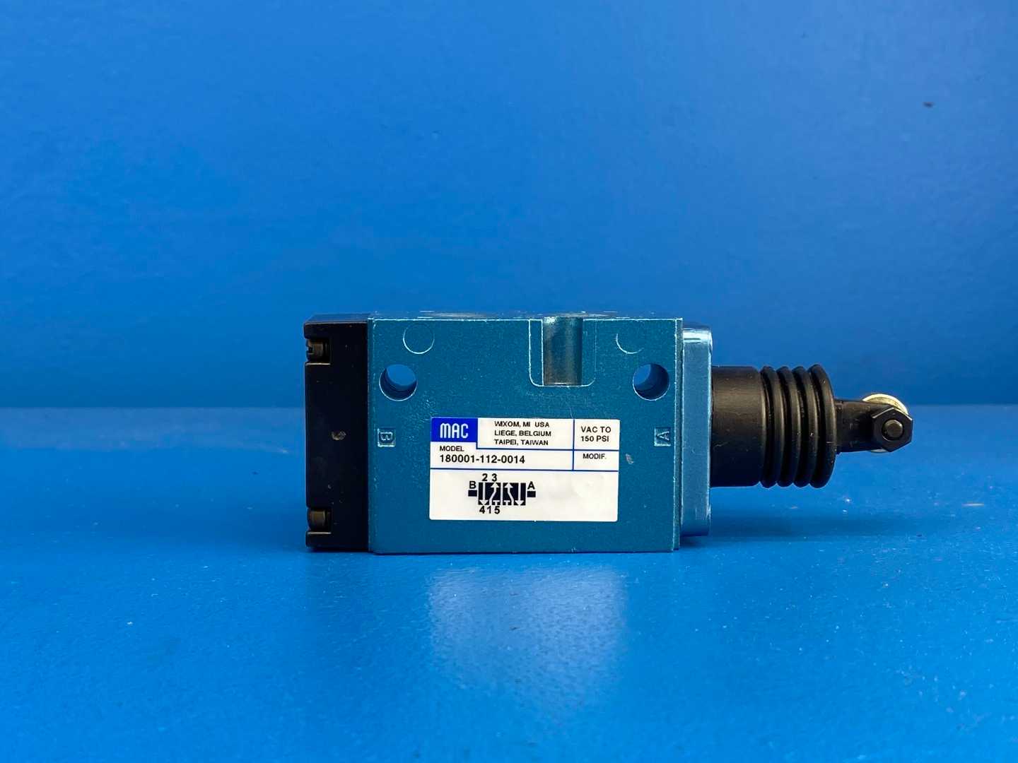 MAC 180001-112-0014 Pneumatic Valve 5-Port Roller Mechanically Actuated, 150 PSI
