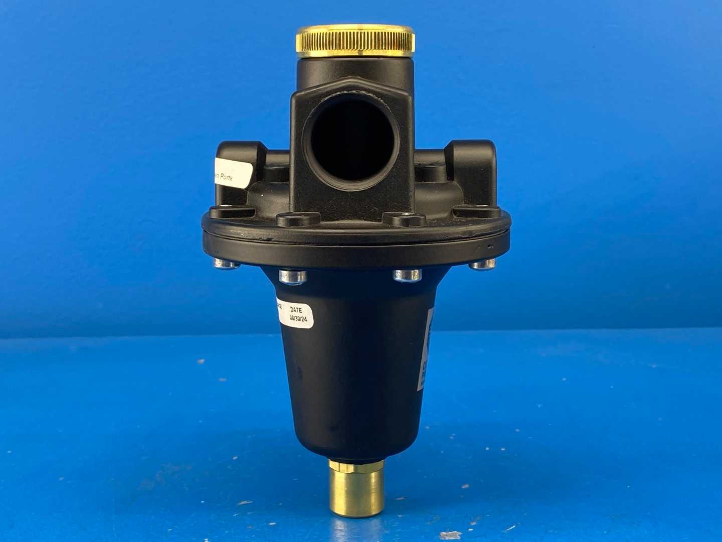 Coilhose Pneumatics 8808GK, 1" Regulator, Tamperproof w/ Gauge