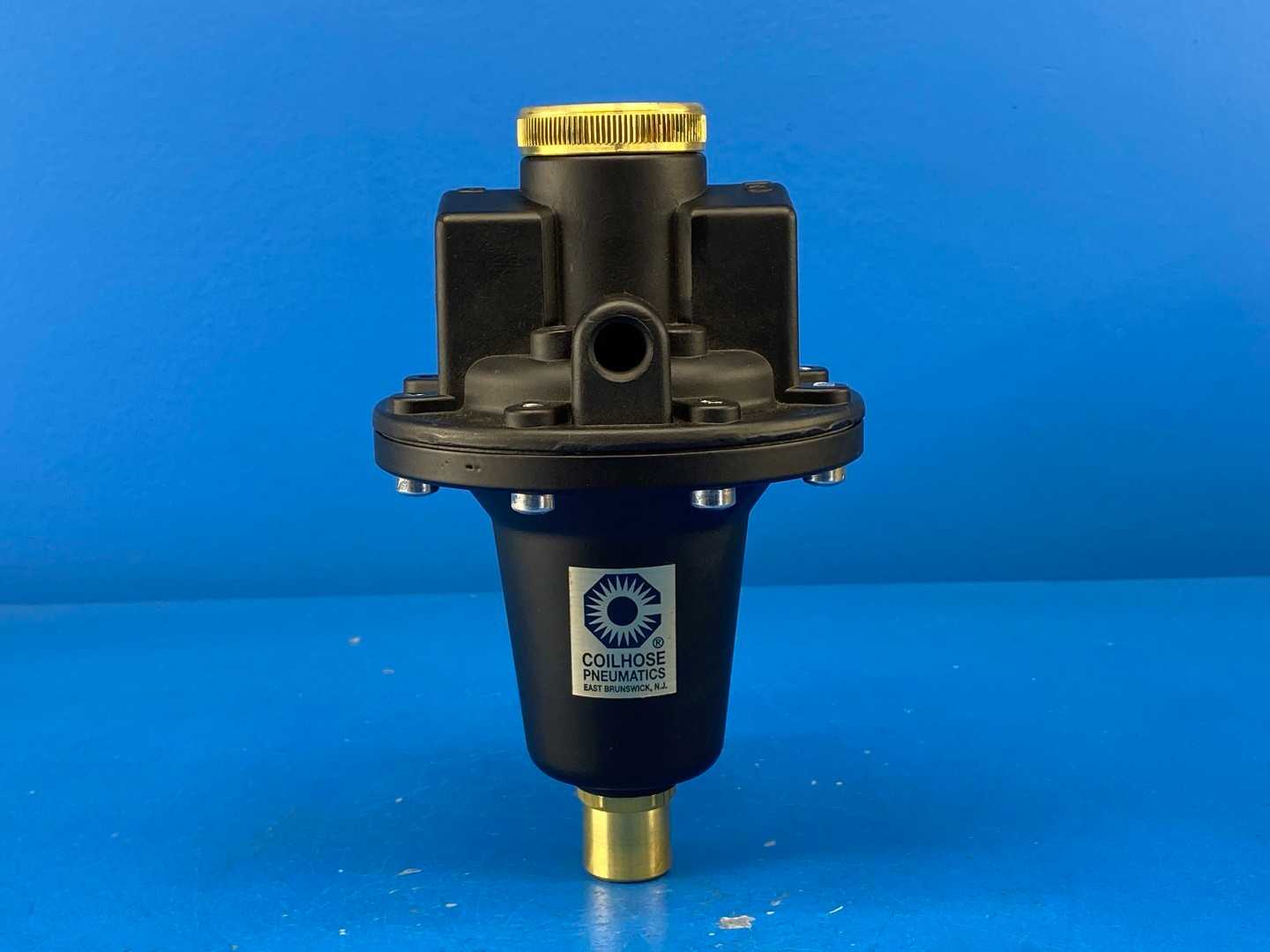 Coilhose Pneumatics 8808GK, 1" Regulator, Tamperproof w/ Gauge