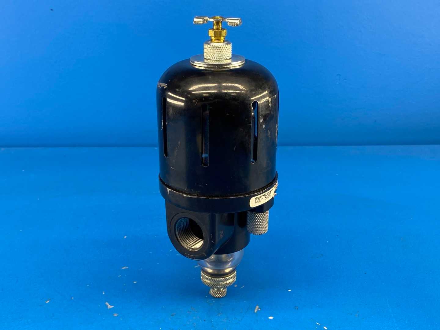 ARO 26351-020, Pneumatic Line lubricator 1" inlet