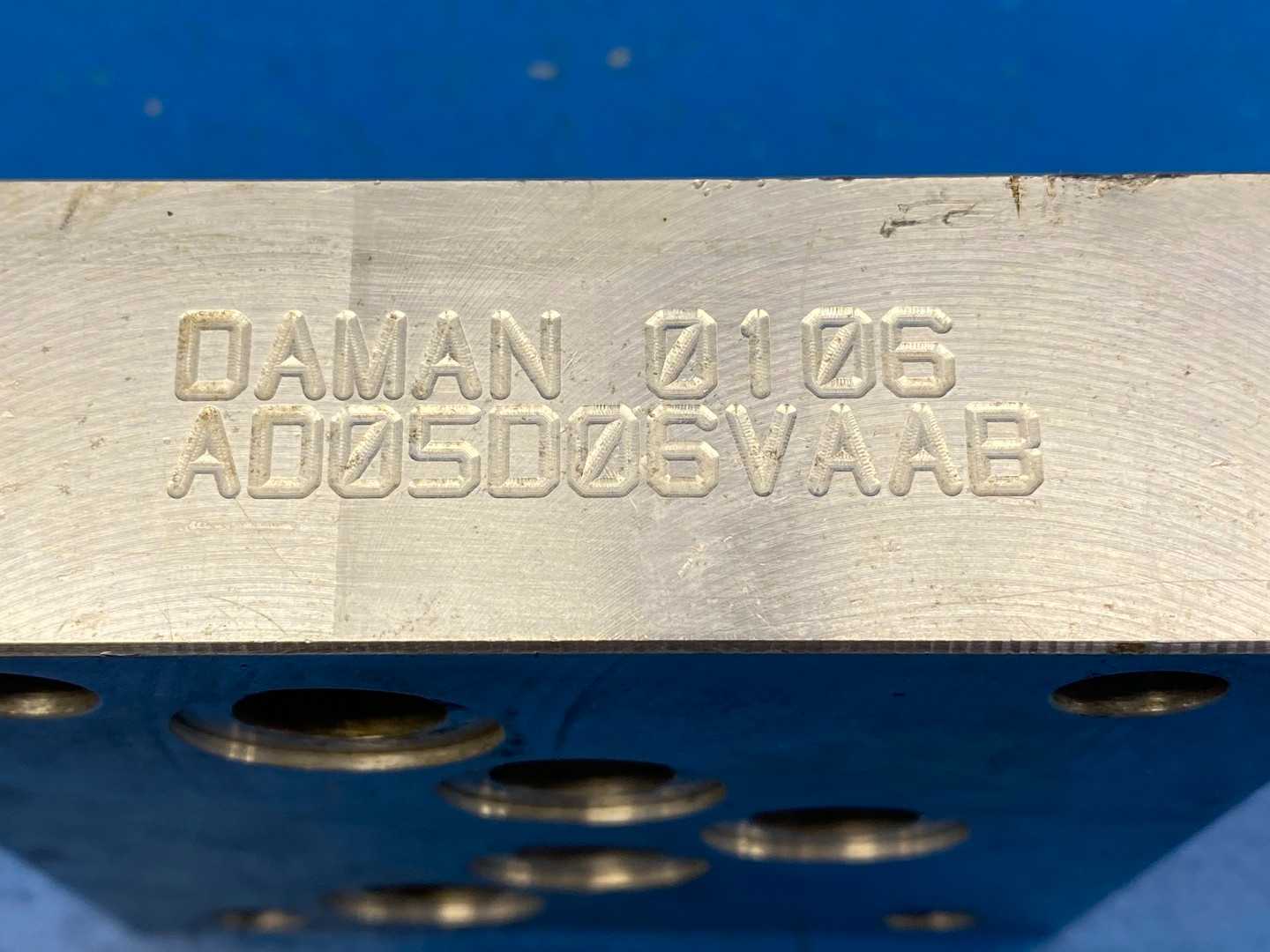 Daman AD05D06VAAB Aluminum Valve Adaptor Manifold, 3000 PSI, D05 Valve to D06 Manifold, Port Orientation AB