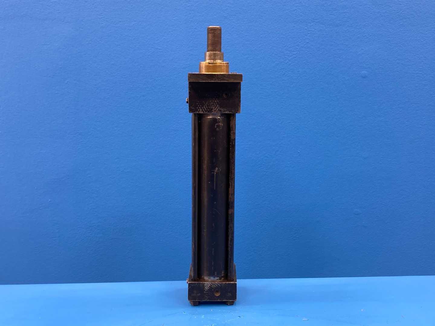 Parker 02.00 C-J-3LLUS34AC 7.500, 2" Bore 7.5" Stroke Hydraulic Cylinder 1925PSI HYD