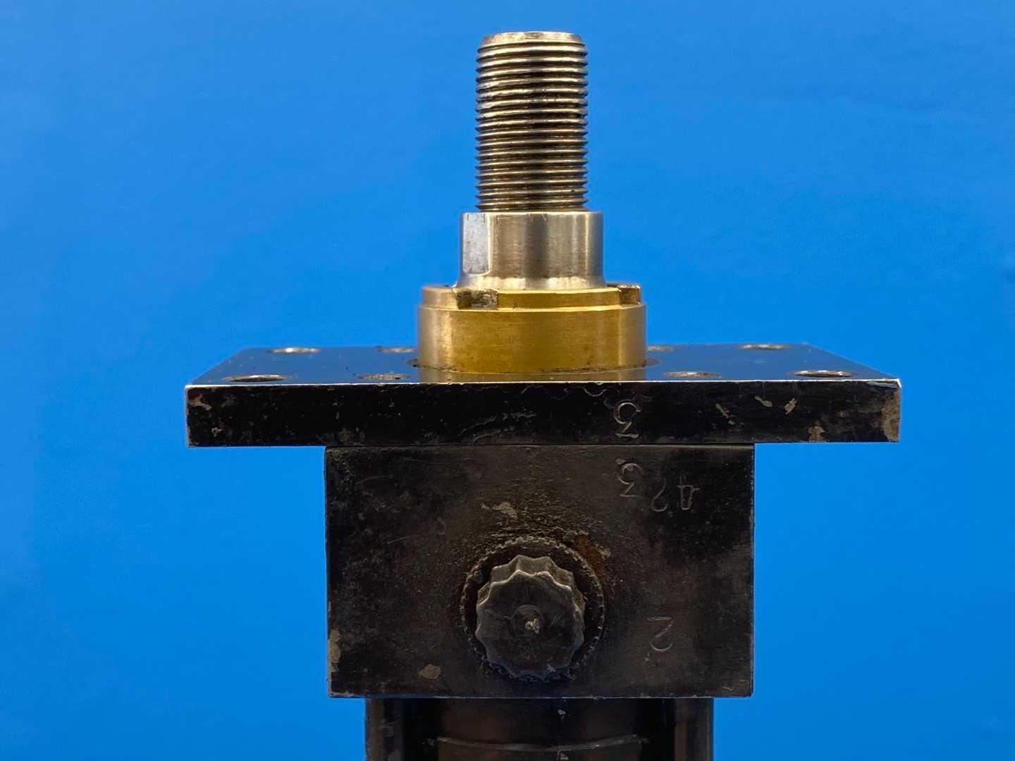 Parker 02.00 CJ3LLUS34C 7.500, Hydraulic Cylinder 2" Bore 7.5" Stroke 1950PSI HYD
