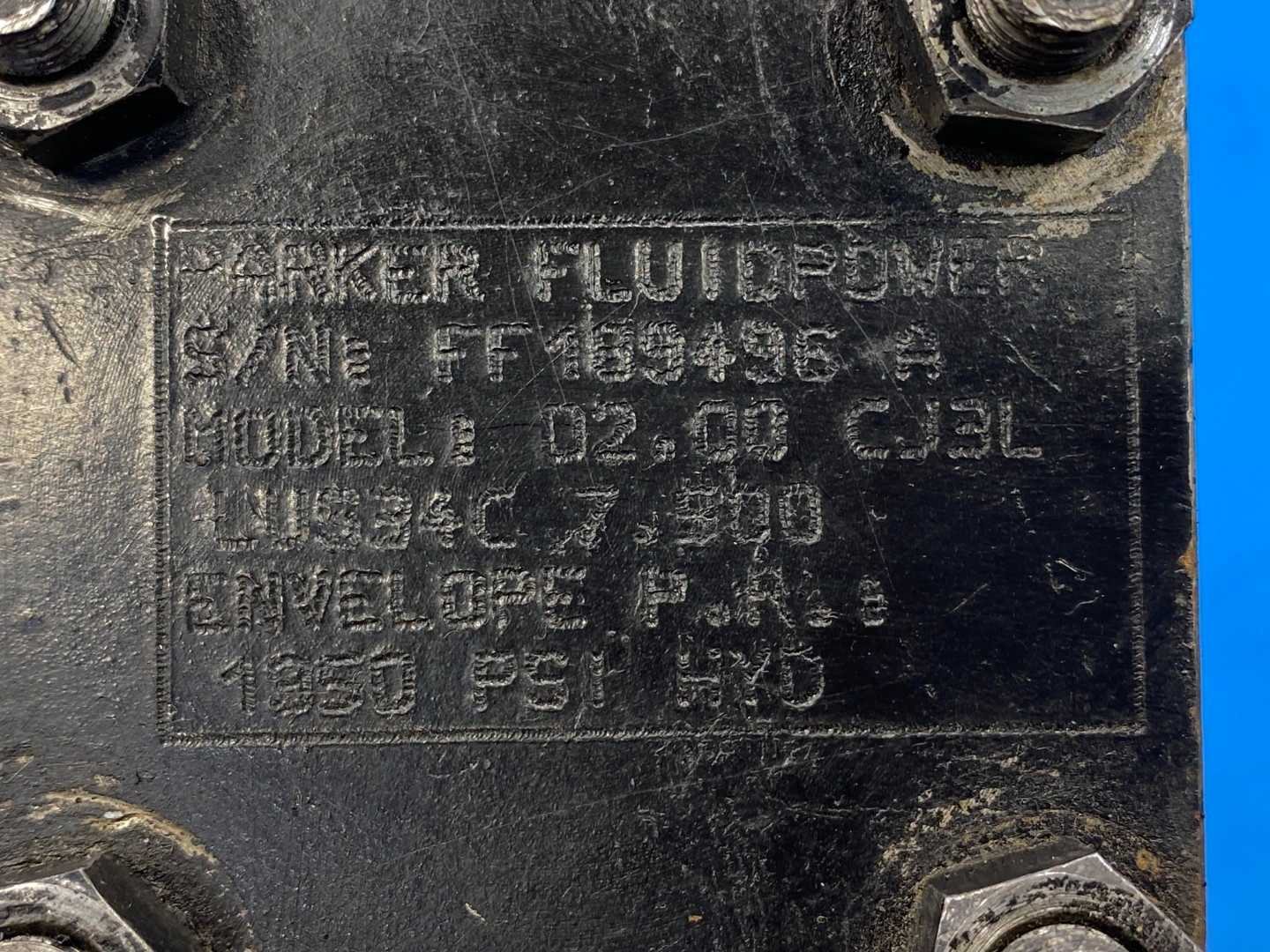 Parker 02.00 CJ3LLUS34C 7.500, Hydraulic Cylinder 2" Bore 7.5" Stroke 1950PSI HYD
