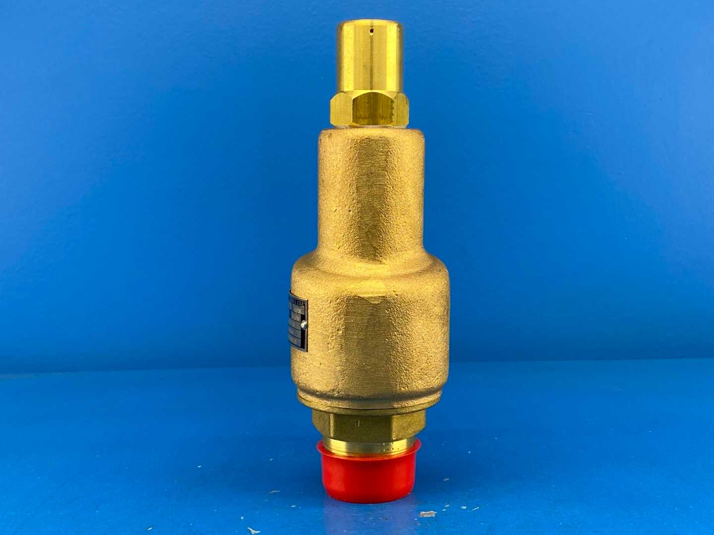 Aquatrol Inc. 69E1A1M2U1-15, 1-1/2 x 1-1/2 Safety Valve 15PSI 38GPM ADJ 9-28