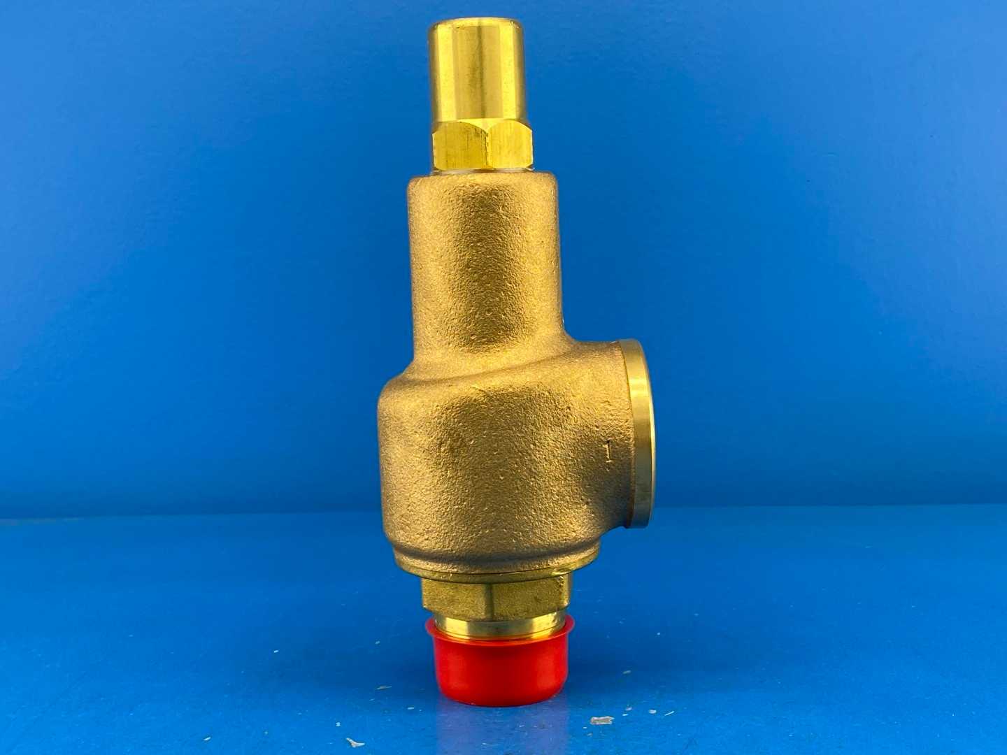 Aquatrol Inc. 69E1A1M2U1-15, 1-1/2 x 1-1/2 Safety Valve 15PSI 38GPM ADJ 9-28
