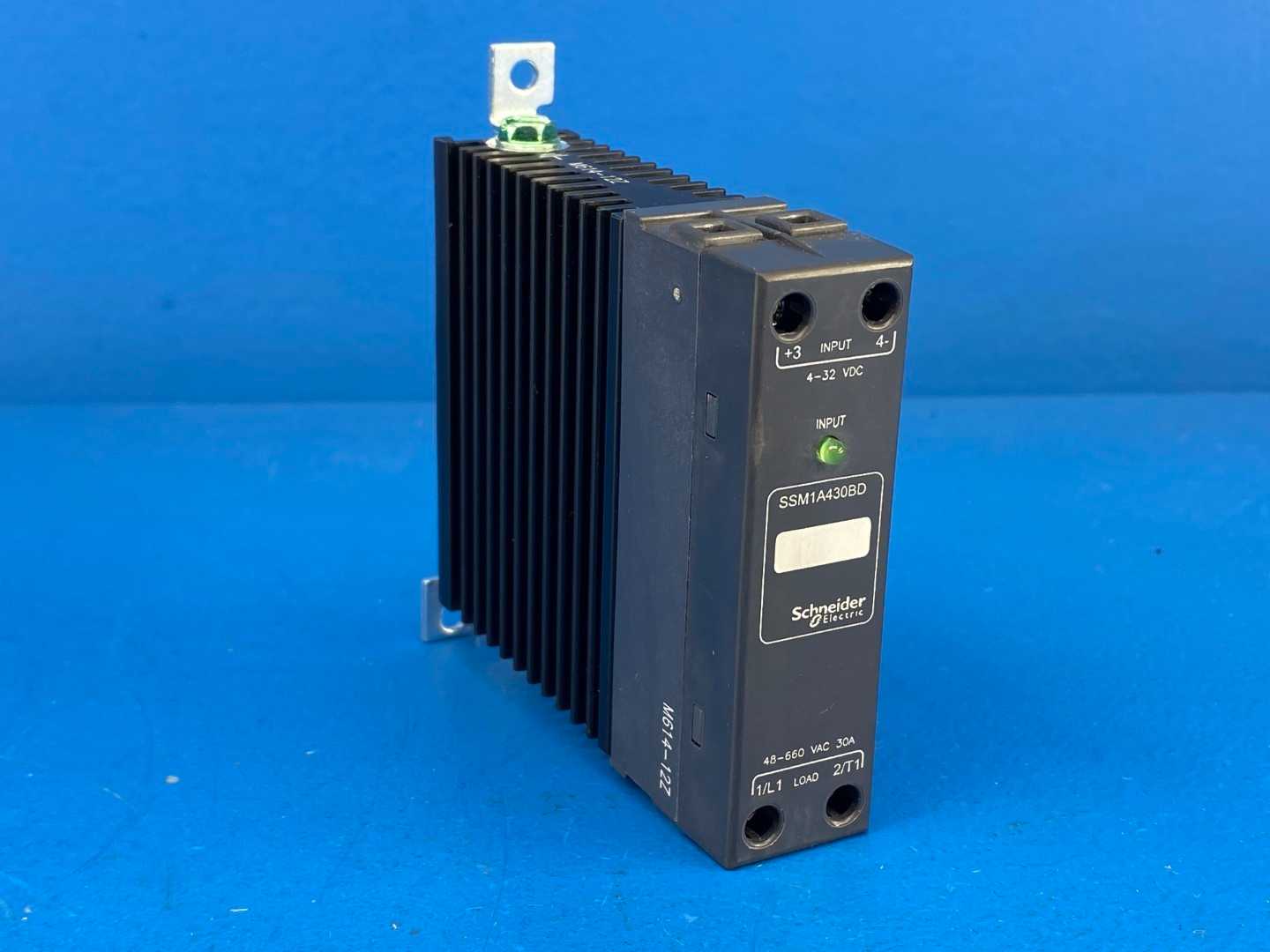 Schneider Electric SSM1A430BD (544162) Solid State Relay