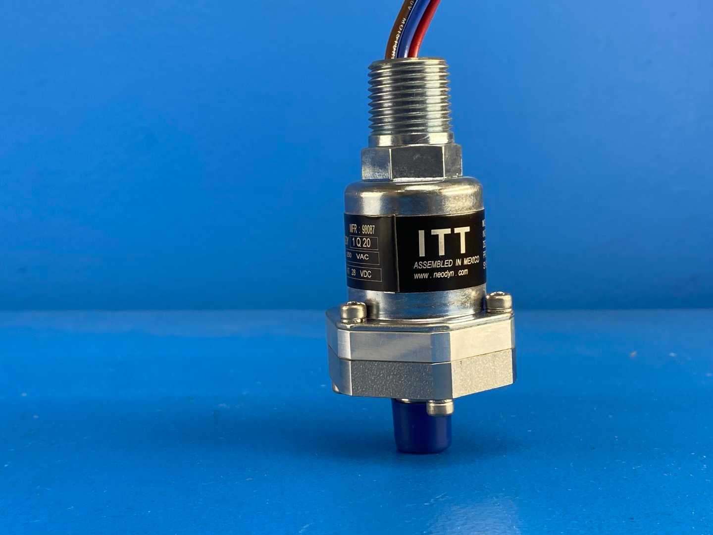 ITT 130P4S50, Pressure Switch, 50 PSI, SPDT, 1/4" NPT, Adjustable Differential