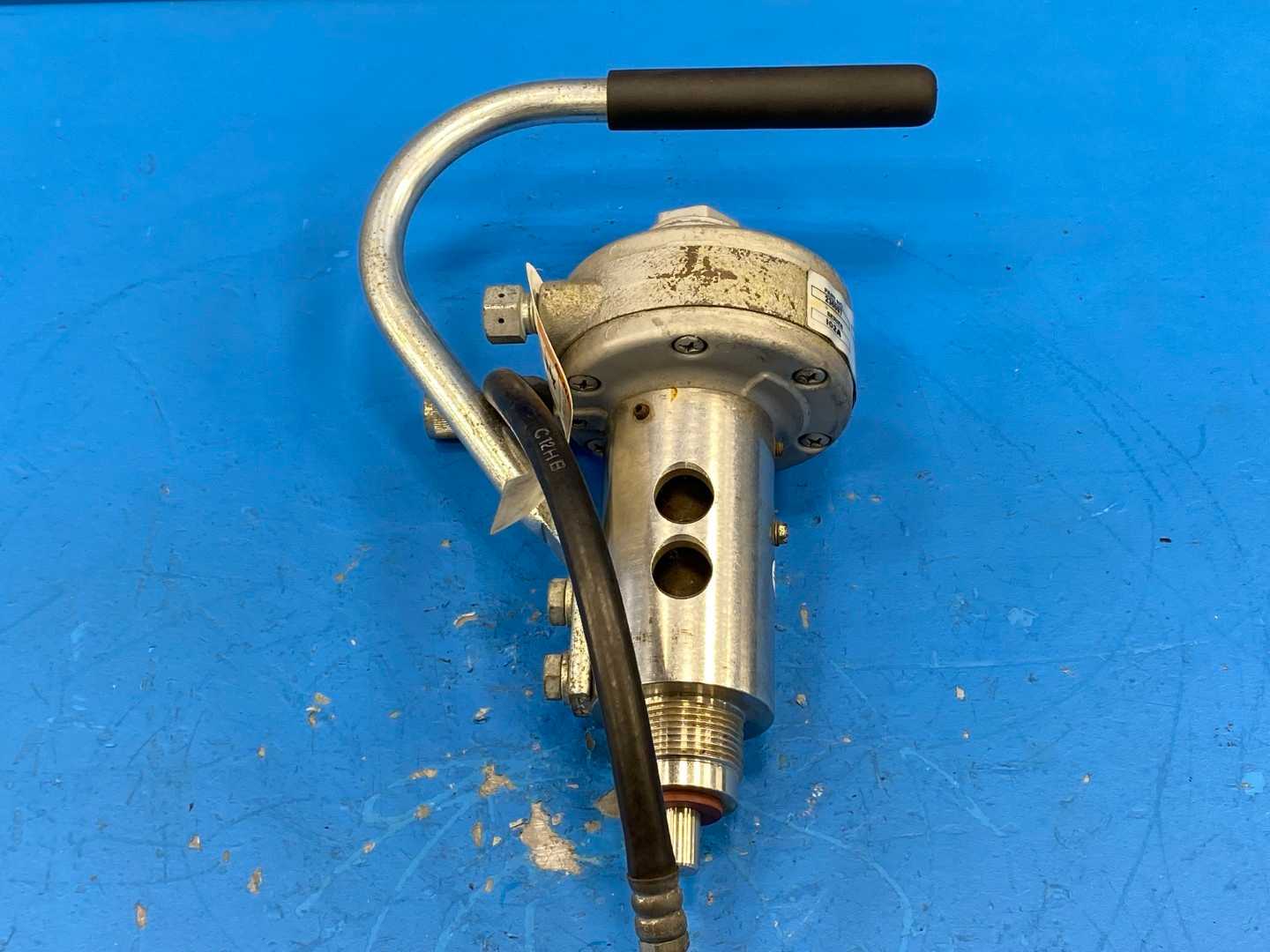 Graco 2360972-Gallon Agitator Motor Assembly 100PSI / 639Bar Series 102A