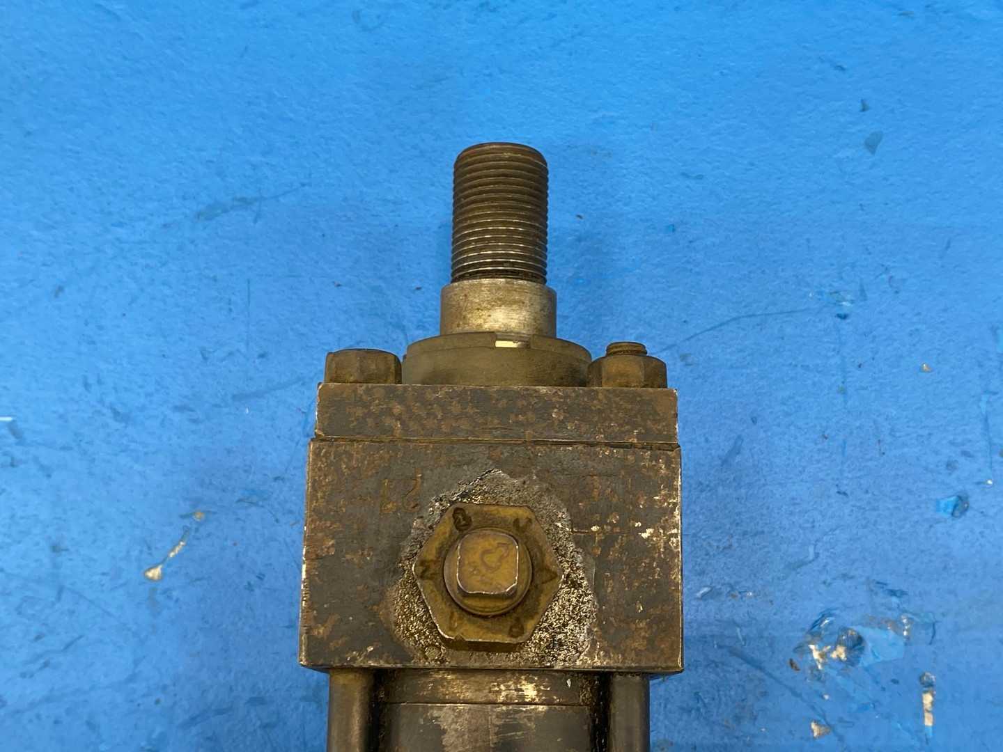 Parker BB3LH34, Hydraulic Cylinder 2" Bore 6" Stroke 1235 PSI