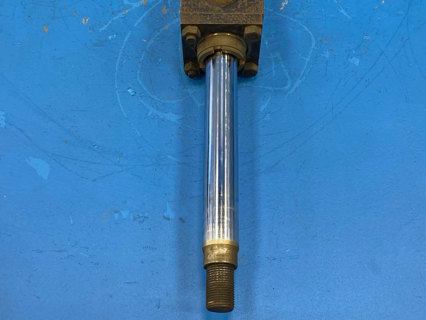 Parker BB3LH34, Hydraulic Cylinder 2" Bore 6" Stroke 1235 PSI
