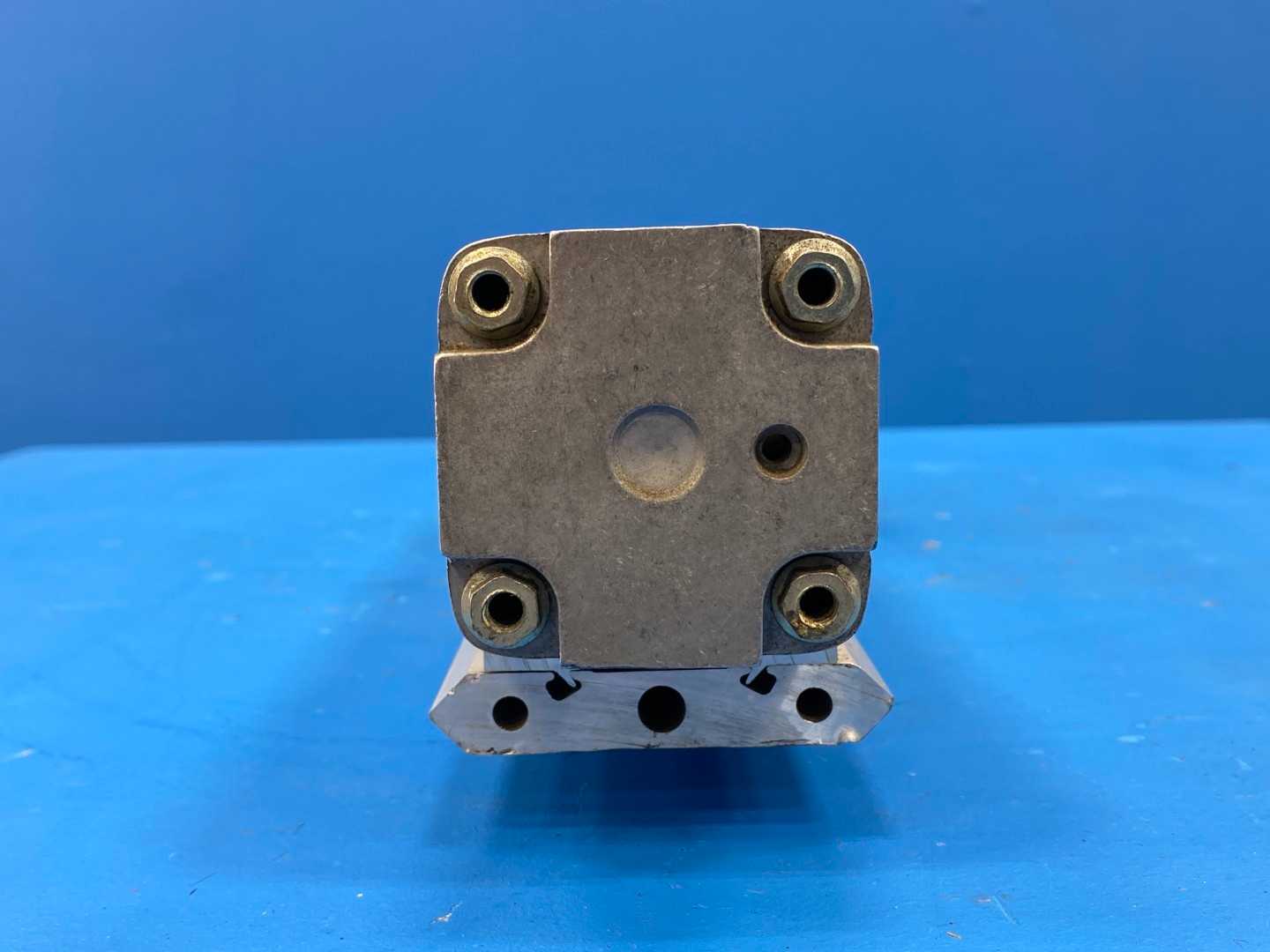 Origa Hoerbiger 40-2020/50X250MMBM, Type 2020/50, 1.57"(40mm) Bore Size x 9.84"(250mm) Stroke, Pneumatic Cylinder